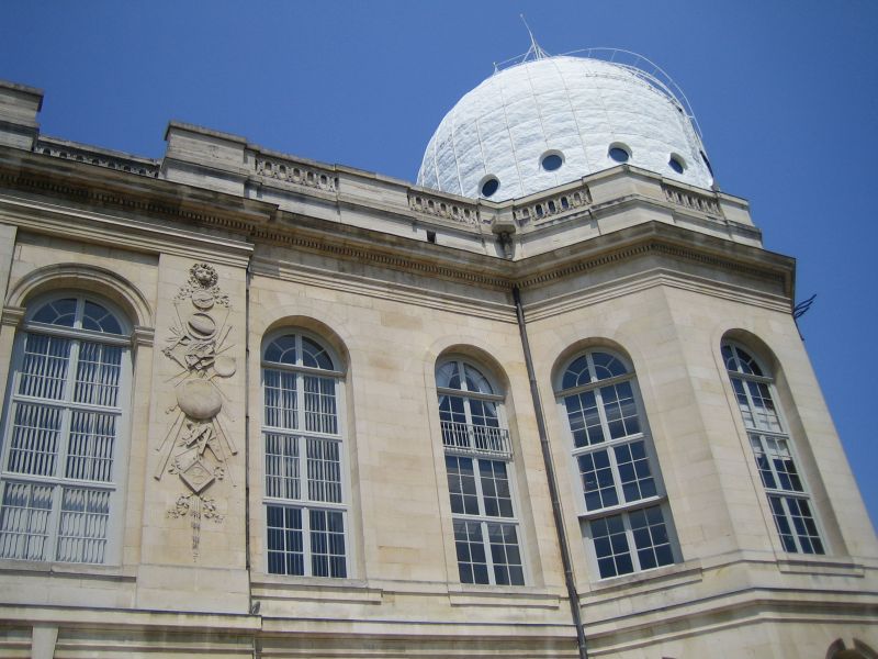 The dome on the roof of the Paris Observatory
Link-words: Paris2007