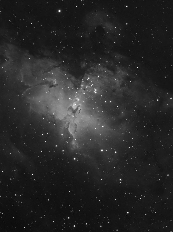 M16 Eagle Nebula in Serpens
9x300

Very bad sky needs at least another 20 subs plus O & S
Link-words: Nebula