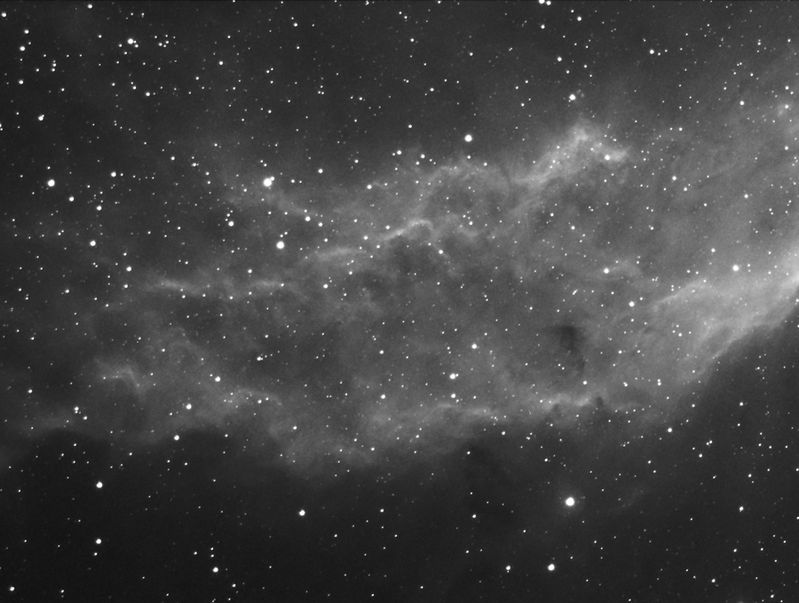 NGC 1499 California Nebula in Perseus
This is an emission nebula which is 100 LY long & lies in the Orion arm of the galaxy, as we do & is 1,500 LY  away.

9x600 secs
