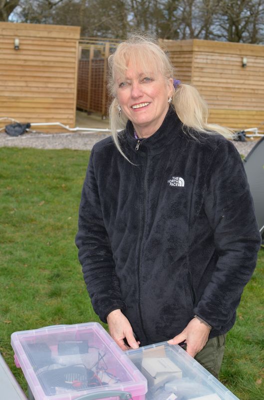 Fay
Fay getting ready to set up her equipment - Deep Sky camp 21st January 2012
