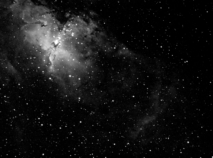 M16 Eagle Nebula.
Single 900s Guided image of Eagle, Taken in Ha and processed in Maxim.
File binned to 2*2 Level adjusted
Link-words: Mac Messier Nebula