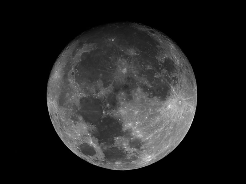 Perigee Moon 18th March 2011
Perigee Moon taken 18th March 2011
Link-words: Mac Moon