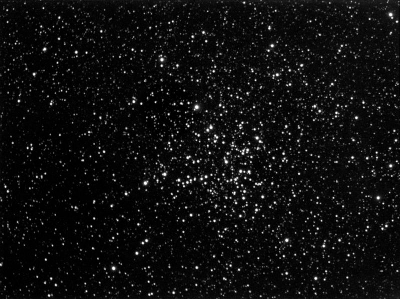 M38
M38 Cluster.

Stack of 10 5min subs, Darks and Bias applied
Link-words: Mac Messier