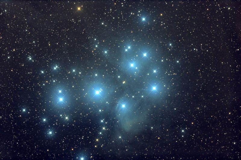 M45 - The Pleiades
The Pleiades from Appledore
18 x 5min at ISO 800
