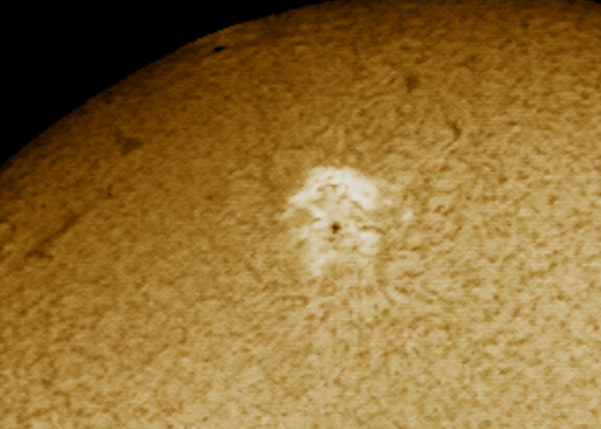 A Large Sunspot 
Appox 40% of 300frames AVI
Link-words: CarolePope
