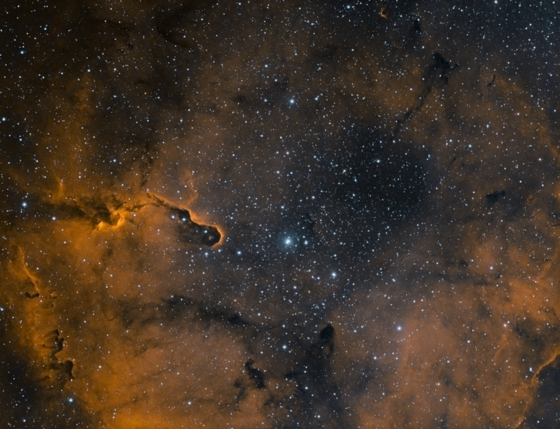 Elephant's trunk Nebula
Elephant's Trunk Nebula  IC1396
June 1st 2017 Cairds Campsite
Atik460EX & WOZS71
Ha 13 x 600secs
Oiii 9 x 300secs binned
Link-words: CarolePope