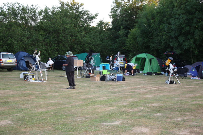 Rother Valley DSC July 2010 (1)
Busy busy, erecting tents and equipment for the Wekkend of Astronomy 
Link-words: Campsites2010