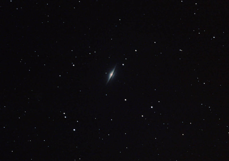 M104 Sombrero galaxy
7 x 5mins 800 ISO
Link-words: CarolePope