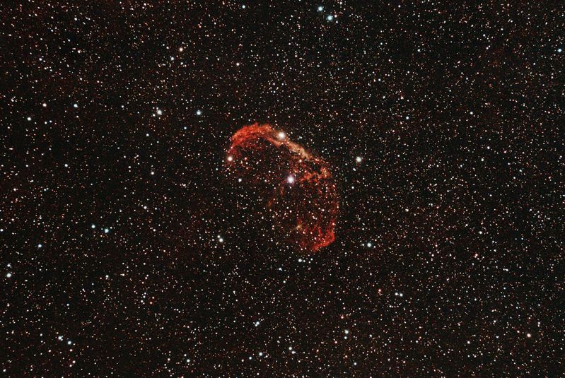 The Crescent Nebula  NGC 6888
19 x 5mins 800 ISO 
Link-words: CarolePope