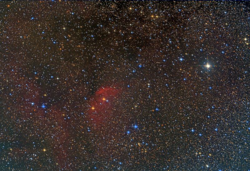 SH2-101 Tulip Nebula and environs, 2020-03-27 T04:24:10 CET Manche France
45x230s G120 T-15 O4
Link-words: Duncan