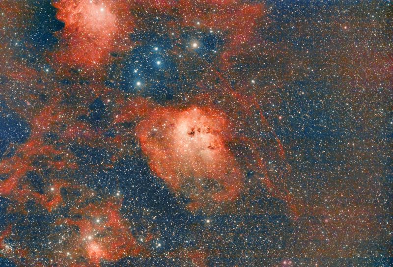 IC405 (Flaming Star), IC410 (Tadpoles), IC417, NGC1907
SH2-236_180x60s_G120_O4_T-5_ASI194MC_61EDPH.jpg
Link-words: Duncan