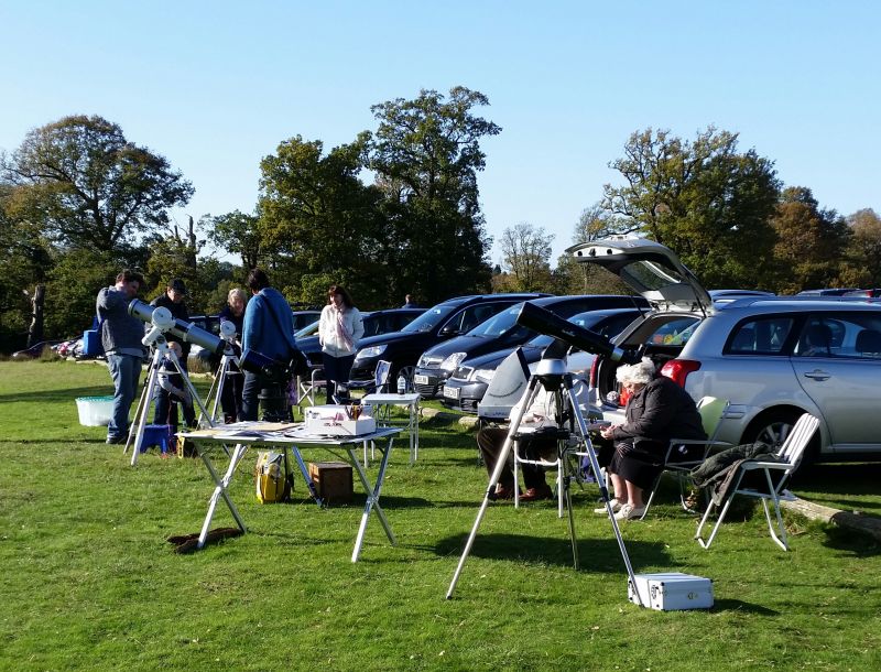 Knole Park Solar Observing 27th Oct 2014
Outreach public solar observing event at Knole Park, Sevenoaks on Monday 27th Oct 2014 from 10am - 4pm.
Link-words: Outreach Observing