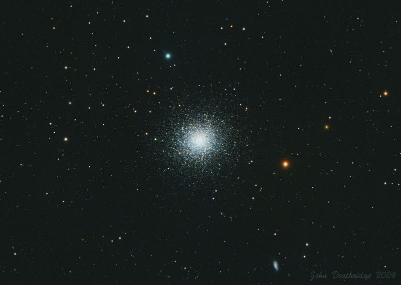 M13 Hercules Globular Cluster
One shot colour image of Messier 13 or M13 (also designated NGC 6205 and sometimes called the Great Globular Cluster in Hercules.
Link-words: Globular Cluster