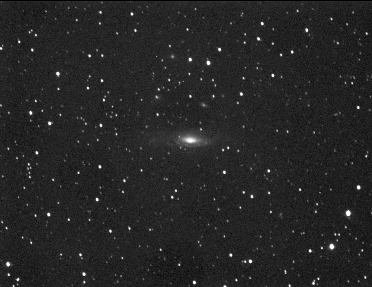 NGC 7331 spiral in Pegasus
Not a very good image as only 1 x 600 secs. It could be interesting, as there are so many galaxies in the area. It is called The Deerlick Group & SW is Stephens Quintet which could also be captured if using a FR. Within the group is also NGC7335,736, 7337 & 7340.
It is 46mly away.
Link-words: Galaxy Fay