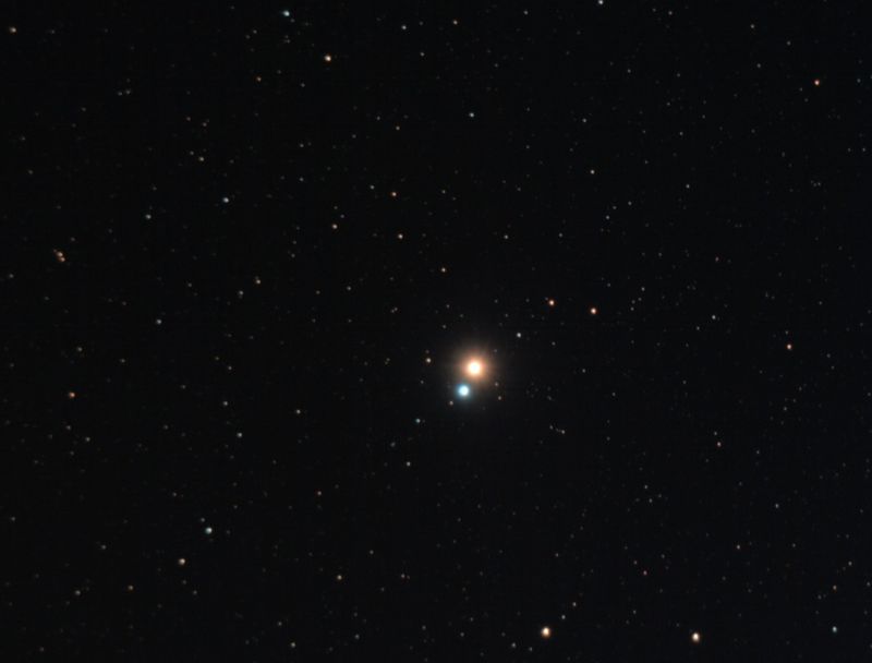 Albireo Double Star
40 exposures of 10sec at ISO 800
Link-words: Star