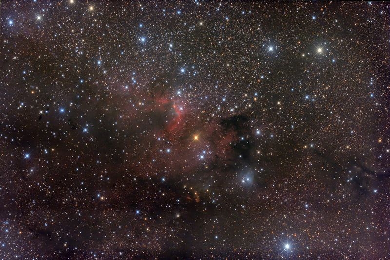 Sh2-155 The Cave Nebula
The Cave Nebula
65 x 5 minutes at ISO 800 taken over two nights
