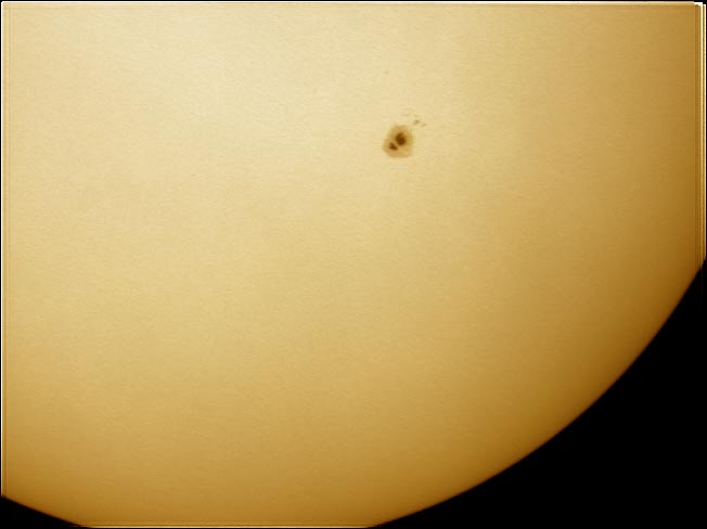Sunspots 11-9-11
Approx 44 frames AVI
Link-words: CarolePope
