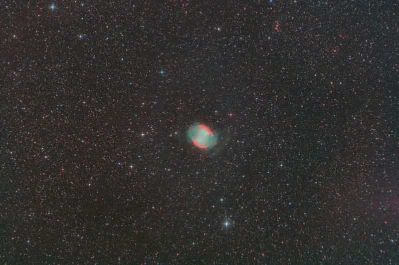 M27 The Dumbell Nebula in Vulpecula
20x120s, 10xDark, Flat, DarkFlat Gain 120, Offset 4, Temp -15c
