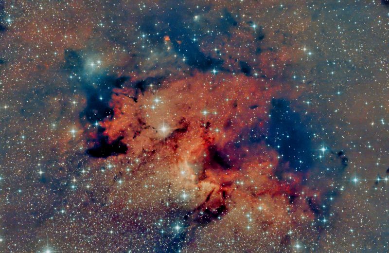 SH2-155 (C9) Cave Nebula
107x240s FILTER LEnh
ABE_EZdcn_dnse_sftstr_strred_DSE.HT.SCNR50_GIMP
